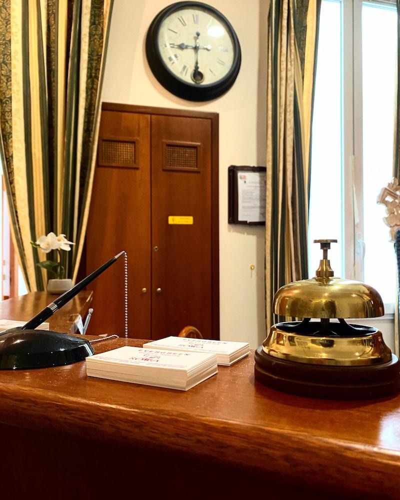 Evergreen Guest house 5*